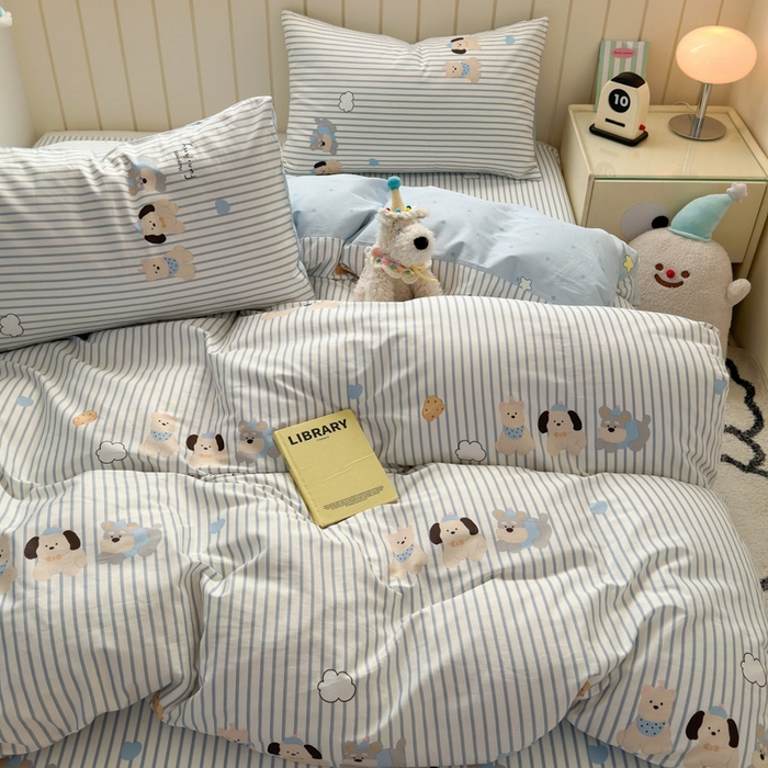 91家纺网 家纺一手货源 找家纺 典曼家纺 2025新款40支学生季卡通印花四件套 小狗日记