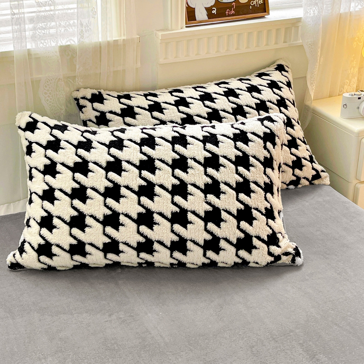 91家纺网 家纺一手货源 找家纺 梦之岛 2025新款高克重阳离子大提花印花牛奶绒四件套 千鸟格