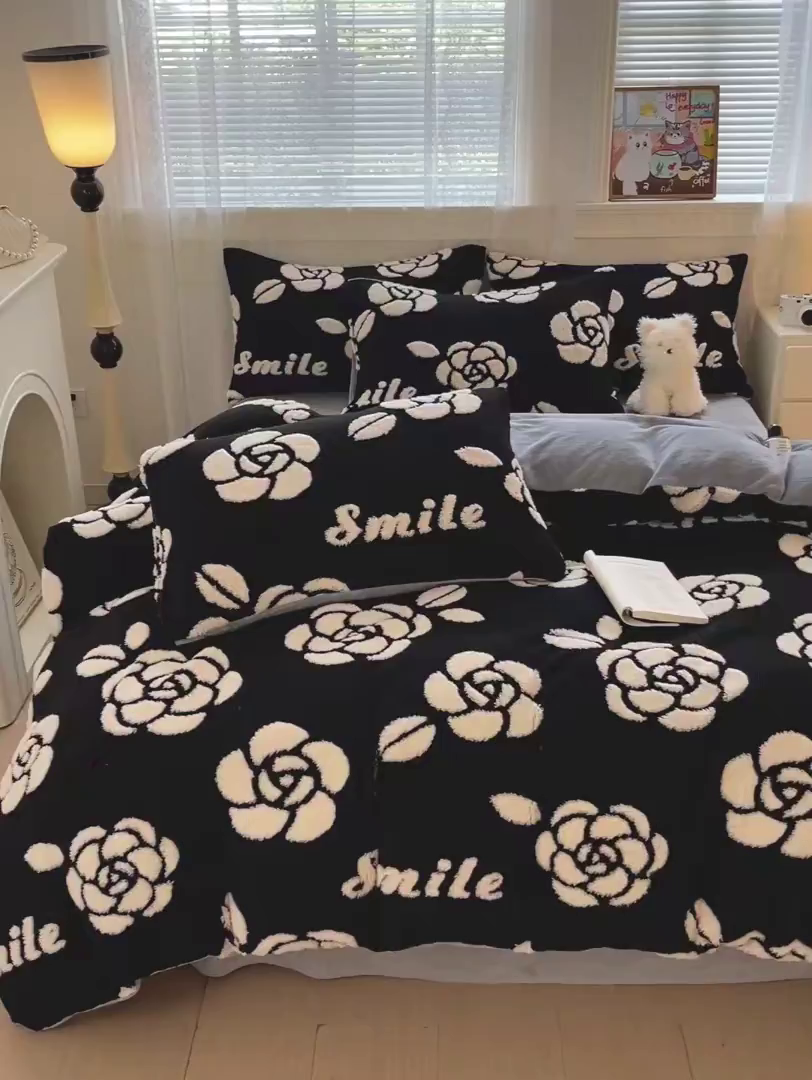 91家纺网 家纺一手货源 找家纺 梦之岛 2025新款高克重阳离子大提花印花牛奶绒四件套 山茶花