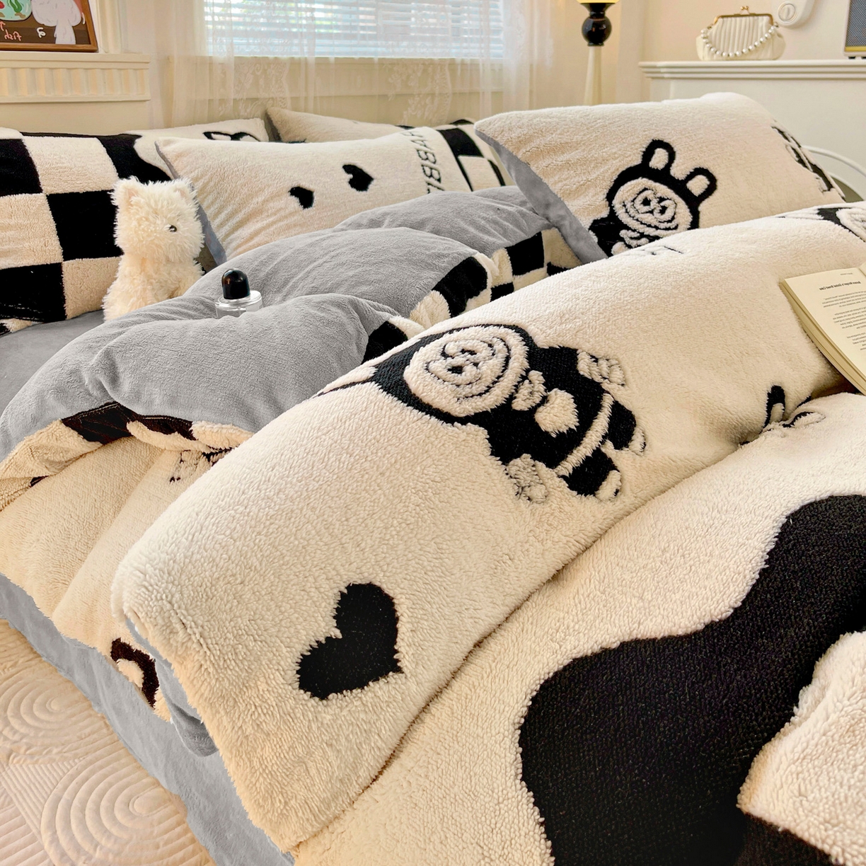 91家纺网 家纺一手货源 找家纺 梦之岛 2025新款高克重阳离子大提花印花牛奶绒四件套 la布布