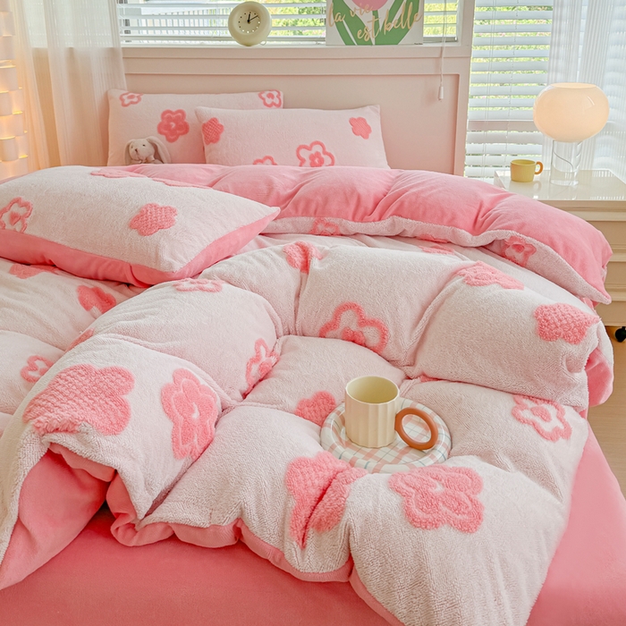 91家纺网 家纺一手货源 找家纺 （总）爱多多家居 2025新款舒棉绒提花绣花四件套