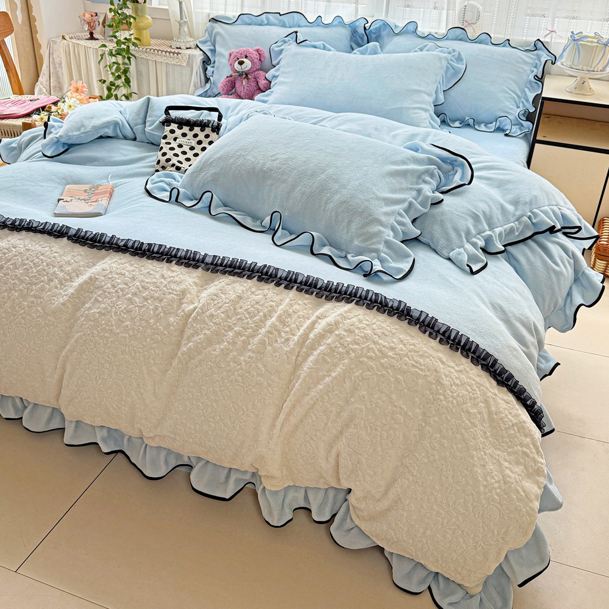 91家纺网 家纺一手货源 找家纺 （总）梦之岛 2025新款韩版双拼提花牛奶绒四件套-秘密花园