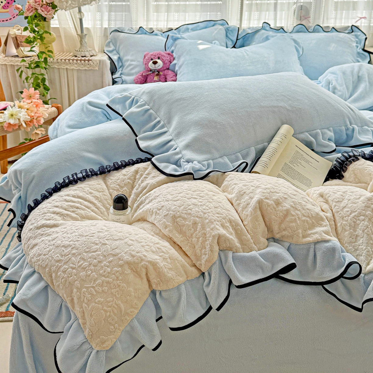 91家纺网 家纺一手货源 找家纺 （总）梦之岛 2025新款韩版双拼提花牛奶绒四件套-秘密花园