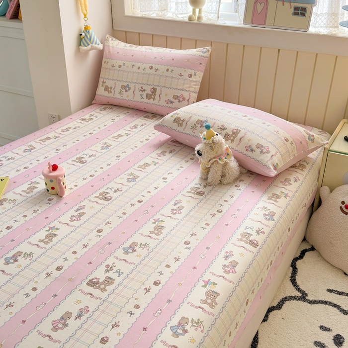 91家纺网 家纺一手货源 找家纺 典曼家纺 2025新款卡通印花单床笠 床笠单件 奶昔小熊