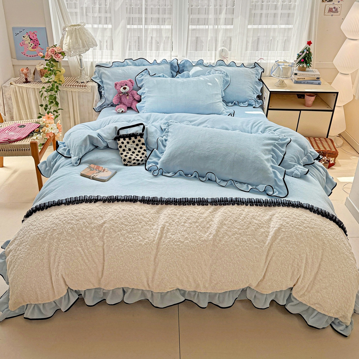 91家纺网 家纺一手货源 找家纺 梦之岛 2025新款韩版双拼提花牛奶绒四件套-秘密花园 甜蜜花园-蓝