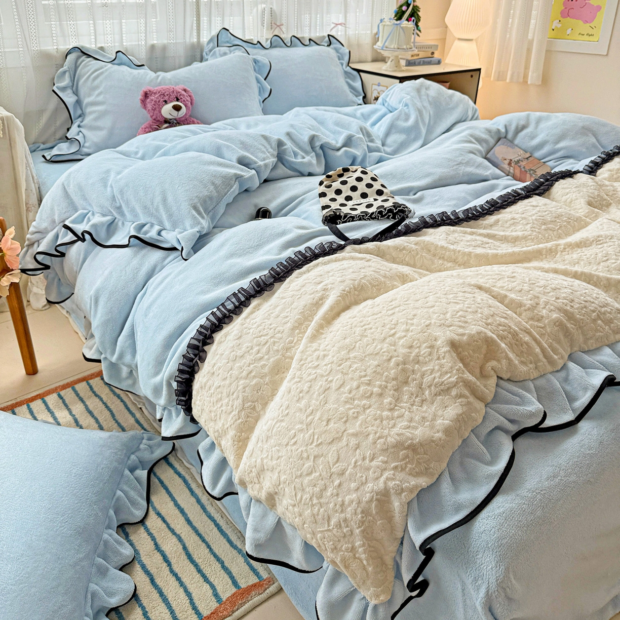 91家纺网 家纺一手货源 找家纺 梦之岛 2025新款韩版双拼提花牛奶绒四件套-秘密花园 甜蜜花园-蓝