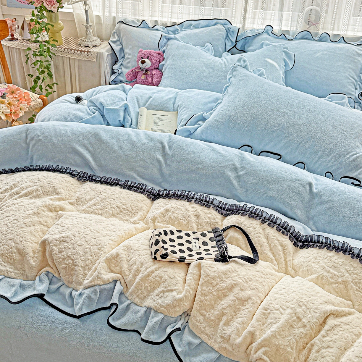 91家纺网 家纺一手货源 找家纺 梦之岛 2025新款韩版双拼提花牛奶绒四件套-秘密花园 甜蜜花园-蓝