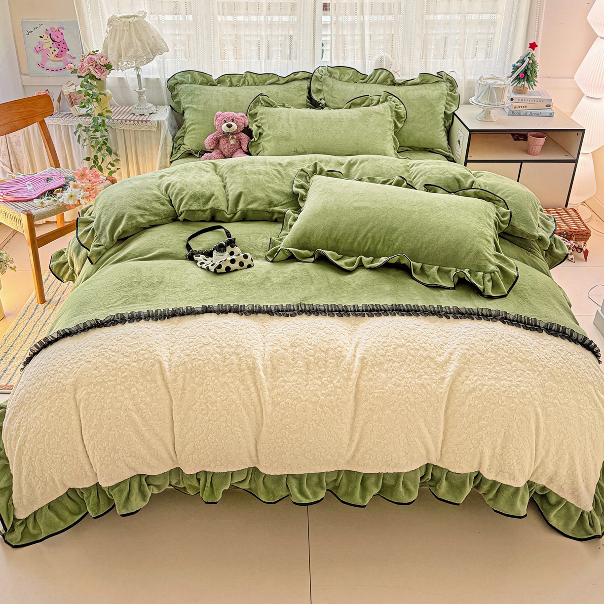 91家纺网 家纺一手货源 找家纺 梦之岛 2025新款韩版双拼提花牛奶绒四件套-秘密花园 甜蜜花园-绿