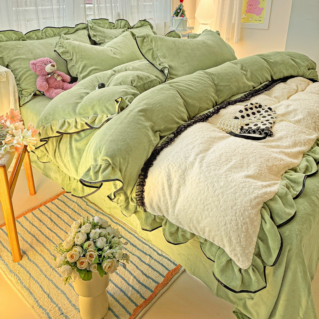 91家纺网 家纺一手货源 找家纺 梦之岛 2025新款韩版双拼提花牛奶绒四件套-秘密花园 甜蜜花园-绿