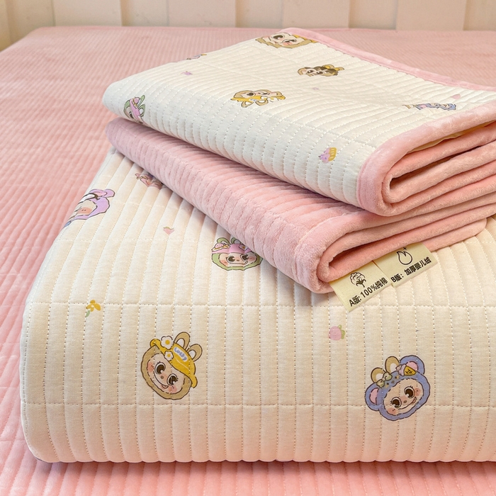 91家纺网 家纺一手货源 找家纺 （总）梵朴 2025新款A类棉加绒一面纯棉一面宝宝婴儿牛奶绒双面可用床盖单品学生床垫炕盖