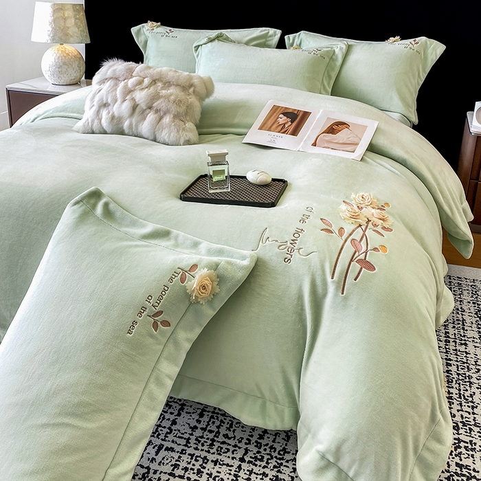 席之家 2025新款刺绣牛奶绒四件套 花语-青柠绿