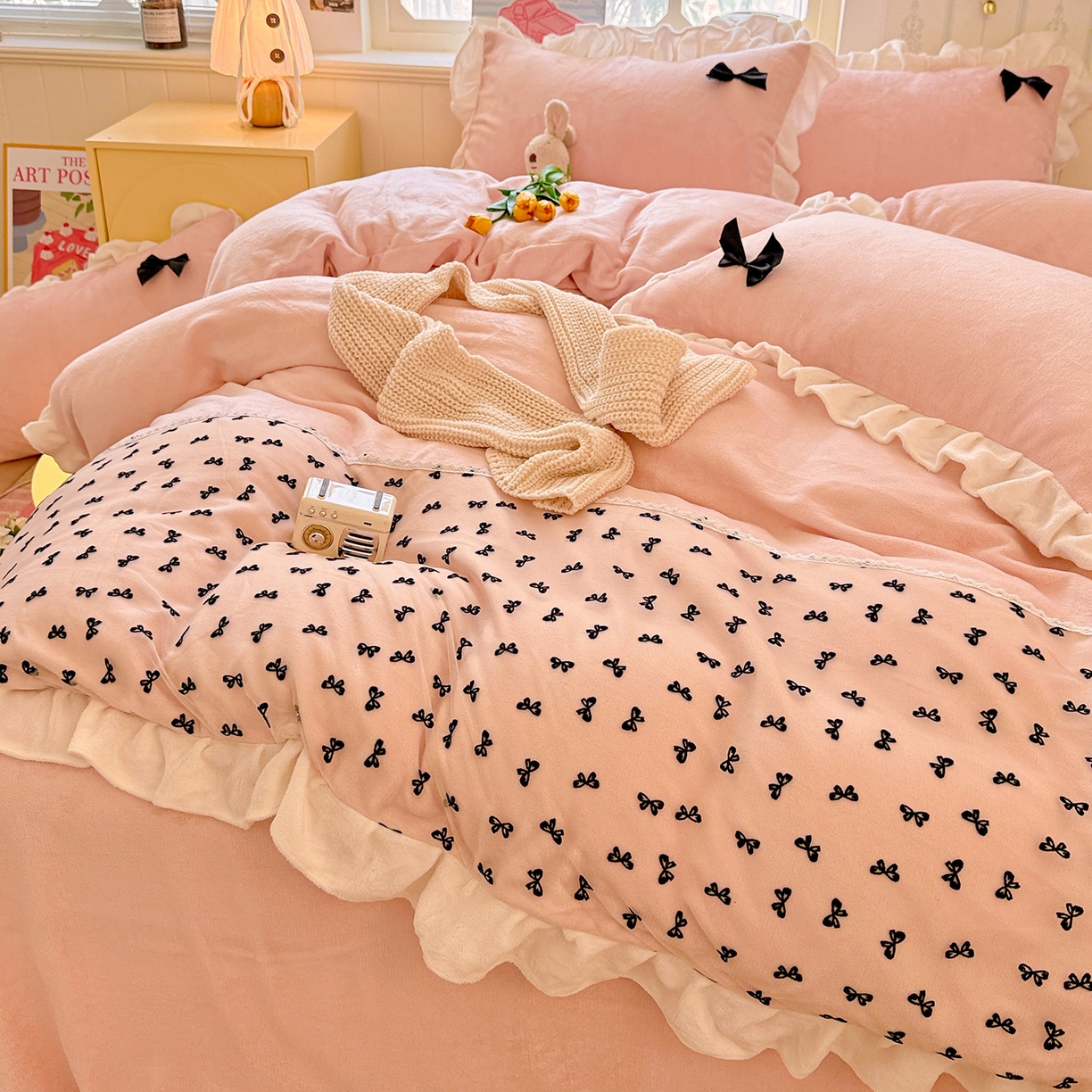 91家纺网 家纺一手货源 找家纺 梦之岛 2025新款韩版蝴蝶蕾丝花边牛奶绒四件套-梦语 梦语-玉