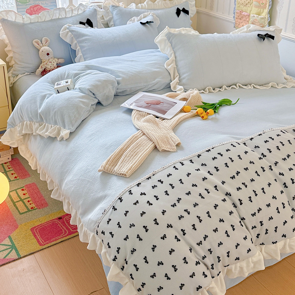 91家纺网 家纺一手货源 找家纺 梦之岛 2025新款韩版蝴蝶蕾丝花边牛奶绒四件套-梦语 梦语-蓝