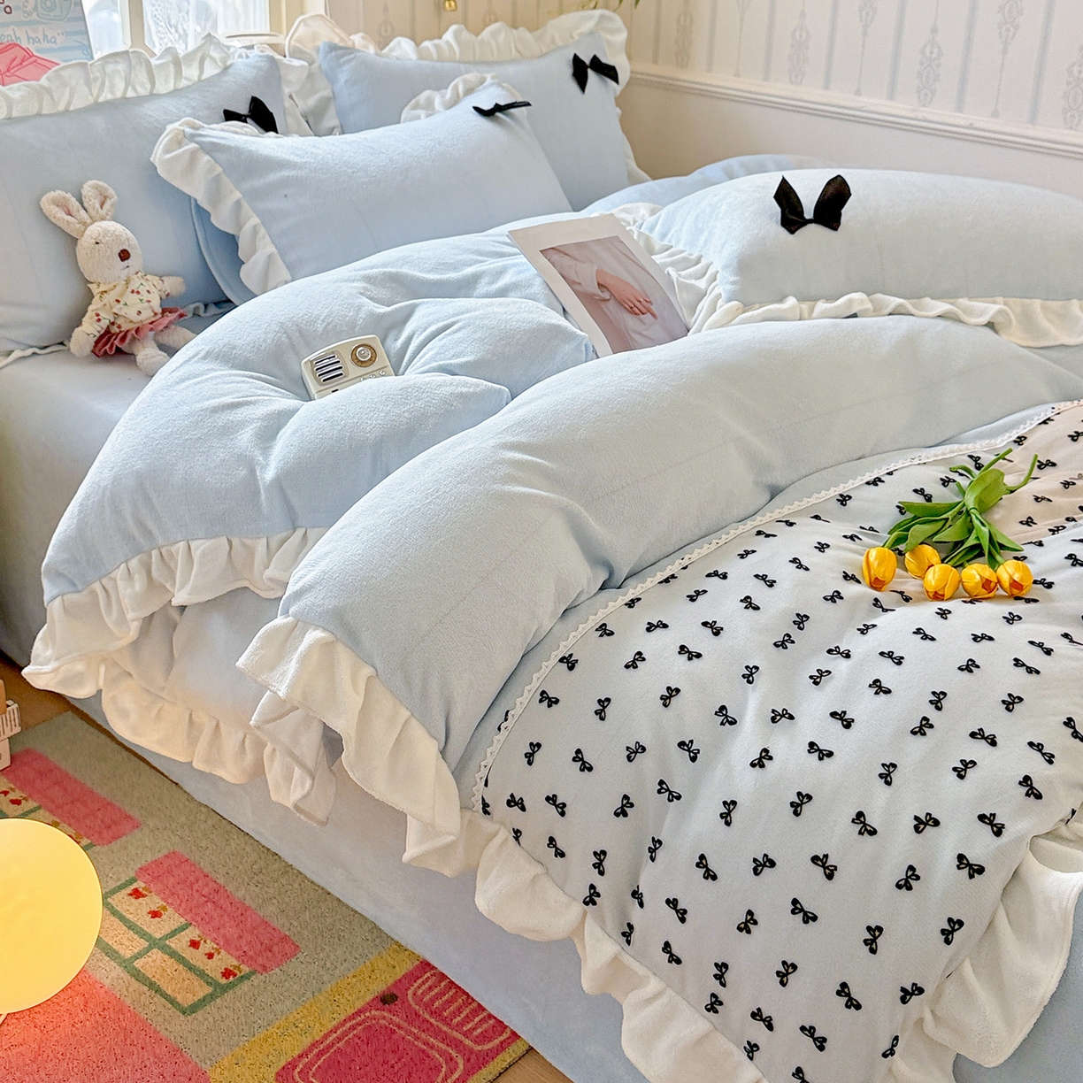 91家纺网 家纺一手货源 找家纺 梦之岛 2025新款韩版蝴蝶蕾丝花边牛奶绒四件套-梦语 梦语-蓝