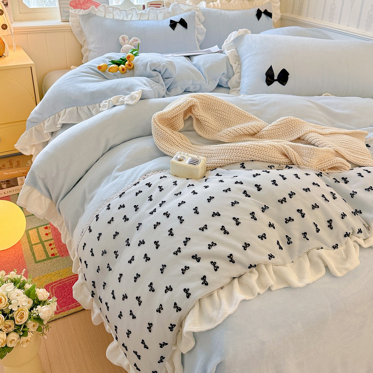 91家纺网 家纺一手货源 找家纺 梦之岛 2025新款韩版蝴蝶蕾丝花边牛奶绒四件套-梦语 梦语-蓝