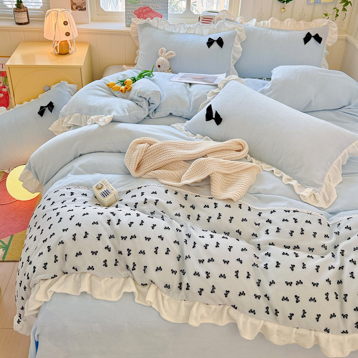 91家纺网 家纺一手货源 找家纺 梦之岛 2025新款韩版蝴蝶蕾丝花边牛奶绒四件套-梦语 梦语-蓝