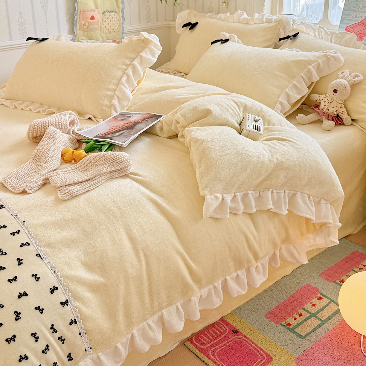 91家纺网 家纺一手货源 找家纺 梦之岛 2025新款韩版蝴蝶蕾丝花边牛奶绒四件套-梦语 梦语-奶白