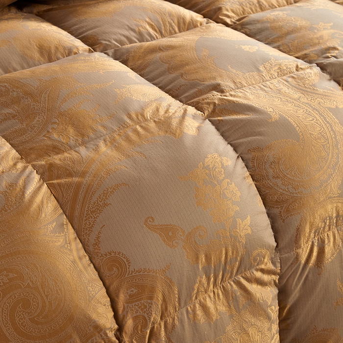 91家纺网 家纺一手货源 找家纺 华盛羽绒被壳 2025新款高精密提花高端羽绒被 金色