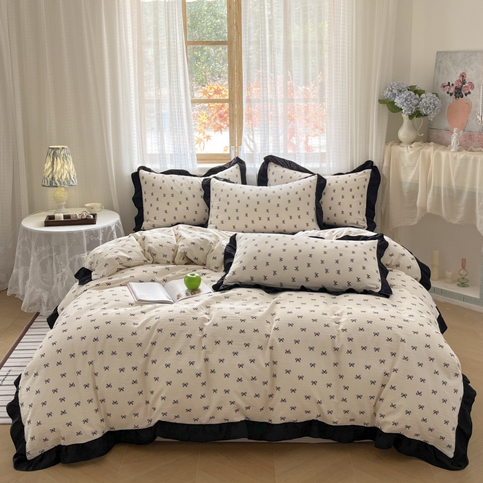 91家纺网 家纺一手货源 找家纺 库里梦家纺 2025网红直播爆款亚麻木棉皱皱纱夹棉床盖 蝴蝶结-奶白