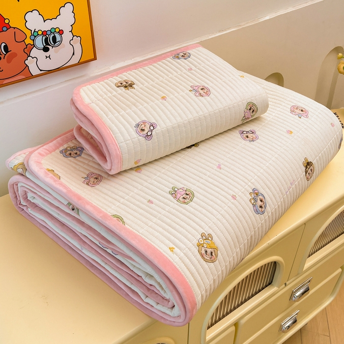 91家纺网 家纺一手货源 找家纺 梵朴 2025新款A类棉加绒一面纯棉一面宝宝婴儿牛奶绒双面可用床盖单品学生床垫炕盖 小时代