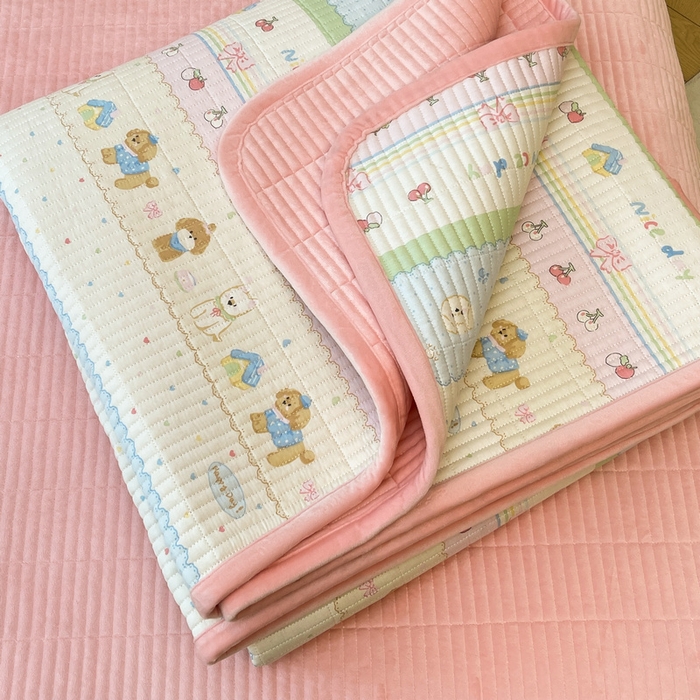 91家纺网 家纺一手货源 找家纺 梵朴 2025新款A类棉加绒一面纯棉一面宝宝婴儿牛奶绒双面可用床盖单品学生床垫炕盖 小狗派对