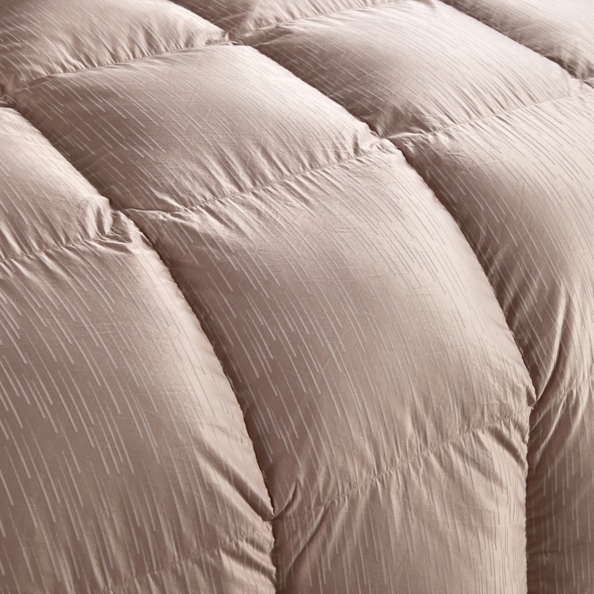 91家纺网 家纺一手货源 找家纺 静若居羽绒被壳 2025新款金丝银线羽绒被婚庆羽绒被羽绒被壳 金银丝豆沙