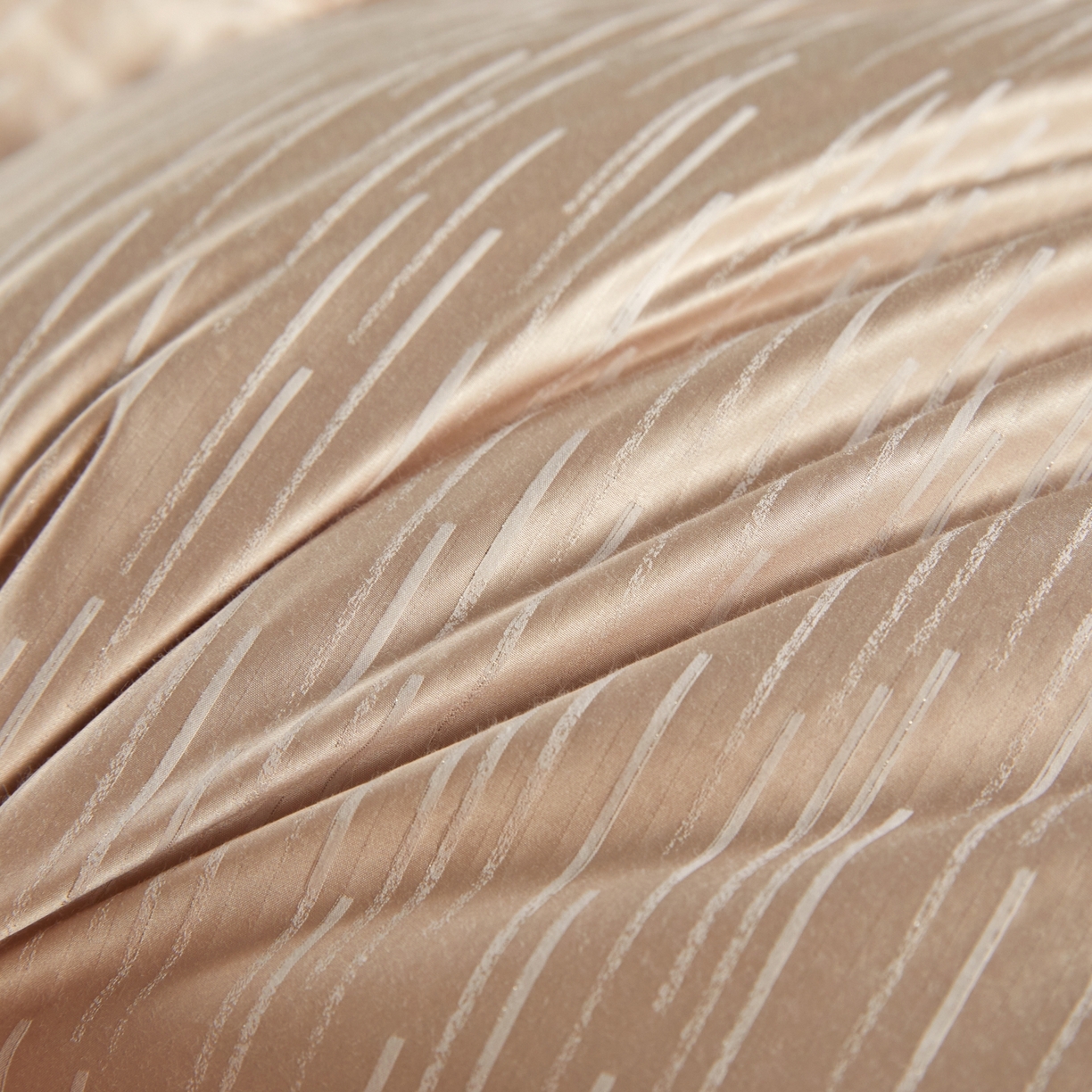 91家纺网 家纺一手货源 找家纺 静若居羽绒被壳 2025新款金丝银线羽绒被婚庆羽绒被羽绒被壳 金银丝金色