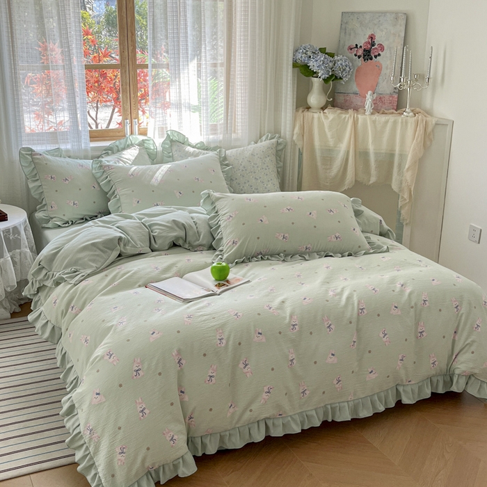 91家纺网 家纺一手货源 找家纺 库里梦家纺 2025网红直播爆款亚麻木棉皱皱纱夹棉床盖 花园兔