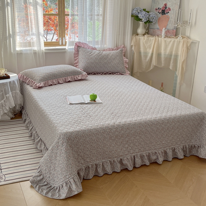 91家纺网 家纺一手货源 找家纺 库里梦家纺 2025网红直播爆款亚麻木棉皱皱纱夹棉床盖 华美爱恋