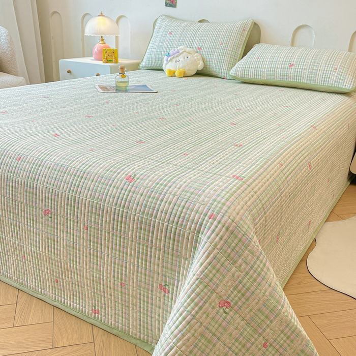 91家纺网 家纺一手货源 找家纺 梵朴 2025新款A类棉加绒一面纯棉一面宝宝婴儿牛奶绒双面可用床盖单品学生床垫炕盖 薄荷糖樱桃