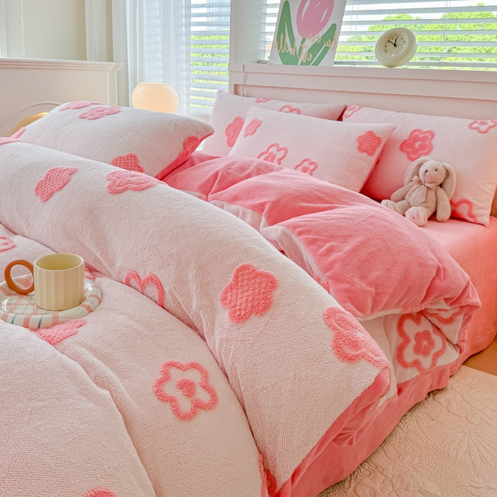 91家纺网 家纺一手货源 找家纺 （总）爱多多家居 2025新款舒棉绒提花绣花四件套