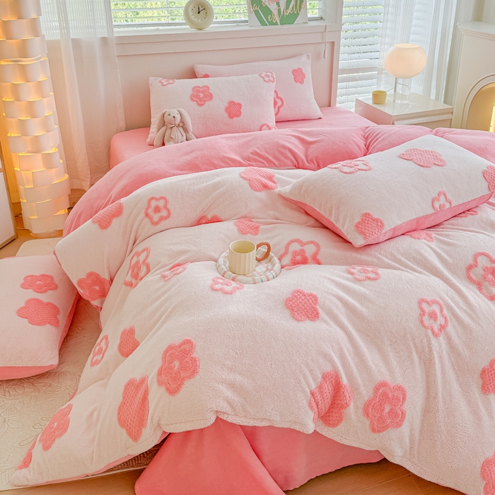 91家纺网 家纺一手货源 找家纺 （总）爱多多家居 2025新款舒棉绒提花绣花四件套