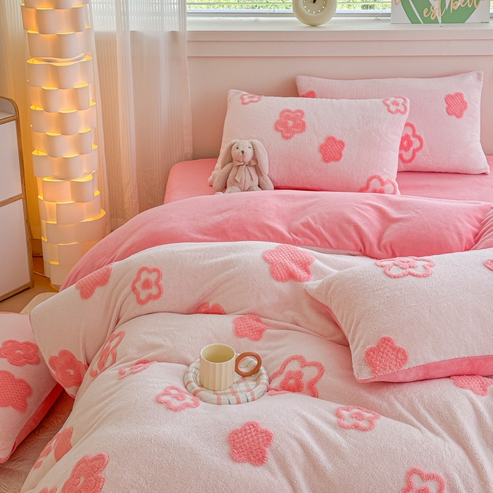 91家纺网 家纺一手货源 找家纺 （总）爱多多家居 2025新款舒棉绒提花绣花四件套