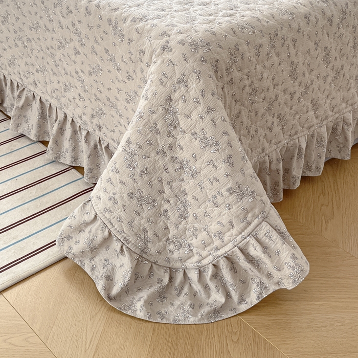 91家纺网 家纺一手货源 找家纺 库里梦家纺 2025网红直播爆款亚麻木棉皱皱纱夹棉床盖 小叶蔓