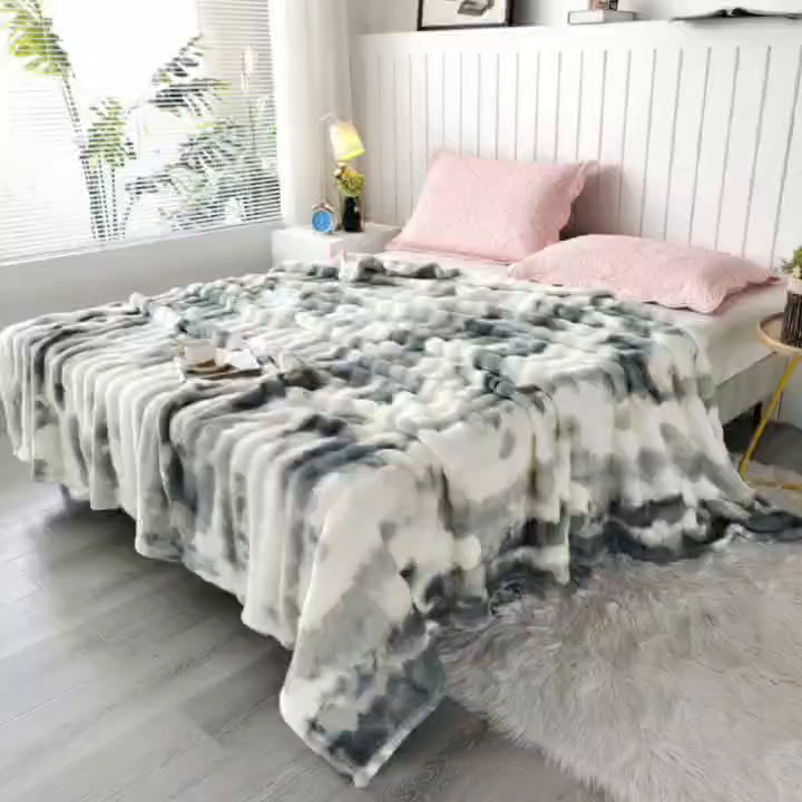 91家纺网 家纺一手货源 找家纺 悦织湾家纺 2025新款仿兔毛绒托斯仿兔毛绒毛毯纯色印花牛奶绒休闲盖毯午睡小毯子 新款大理石纹-兰白