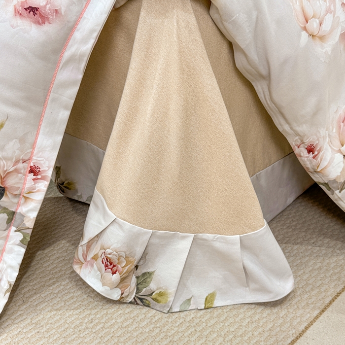 91家纺网 家纺一手货源 找家纺 凌鼎 2025新款100%全棉磨毛四件套数码印花加厚纯棉磨毛四件套 轻盈花语