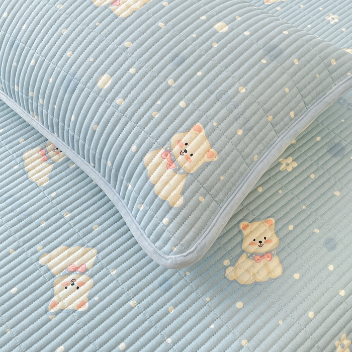 91家纺网 家纺一手货源 找家纺 梵朴 2025新款A类棉加绒一面纯棉一面宝宝婴儿牛奶绒双面可用床盖单品学生床垫炕盖 蓝色泡芙狗