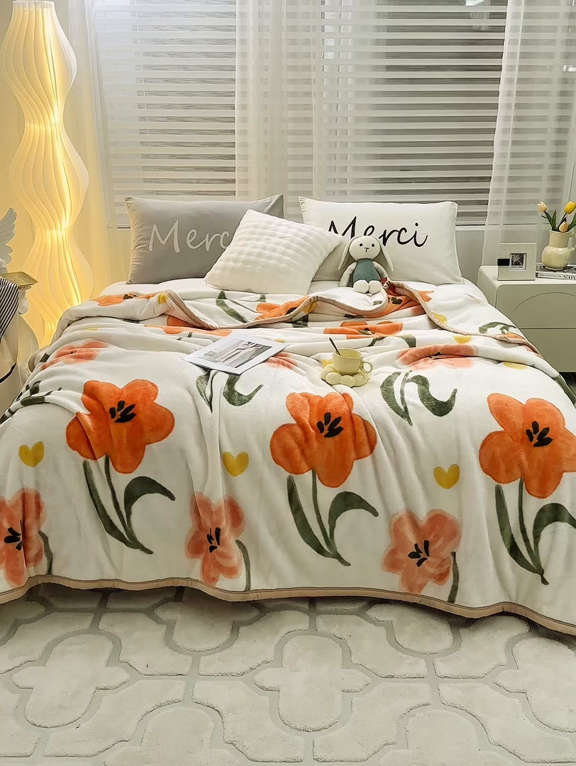 91家纺网 家纺一手货源 找家纺 悦织湾家纺 2025新款仿兔毛绒托斯仿兔毛绒毛毯纯色印花牛奶绒休闲盖毯午睡小毯子 春风里（桔色）