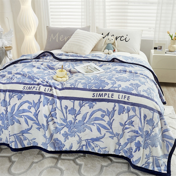 91家纺网 家纺一手货源 找家纺 悦织湾家纺 2025新款仿兔毛绒托斯仿兔毛绒毛毯纯色印花牛奶绒休闲盖毯午睡小毯子 蓝色妖姬