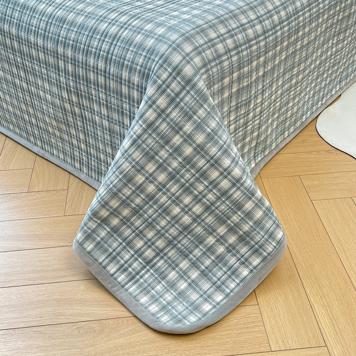 91家纺网 家纺一手货源 找家纺 梵朴 2025新款A类棉加绒一面纯棉一面宝宝婴儿牛奶绒双面可用床盖单品学生床垫炕盖 可可蓝格