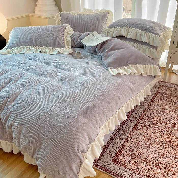 91家纺网 家纺一手货源 找家纺 六巷胡同 2025新款轻法式公主蝴蝶结提花牛奶绒四件套-风格一 公主蝴蝶结-紫