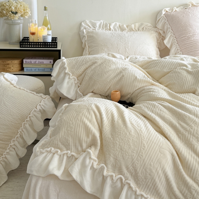 （总）六巷胡同 2025新款轻法式公主蝴蝶结提花牛奶绒四件套-风格二