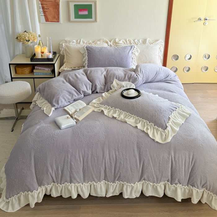 91家纺网 家纺一手货源 找家纺 六巷胡同 2025新款轻法式公主蝴蝶结提花牛奶绒四件套-风格二 公主蝴蝶结-紫