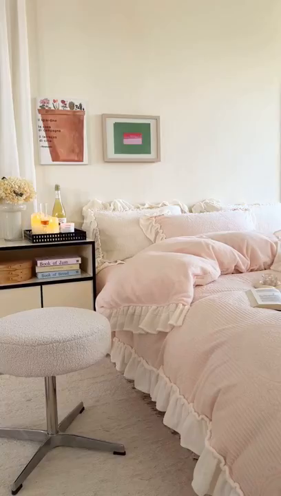 91家纺网 家纺一手货源 找家纺 六巷胡同 2025新款轻法式公主蝴蝶结提花牛奶绒四件套-风格二 公主蝴蝶结-粉