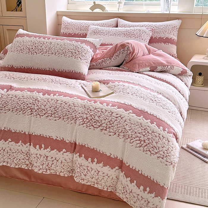 91家纺网 家纺一手货源 找家纺 （总）家贝爱 2025秋冬新款高克重塔芙绒提花四件套