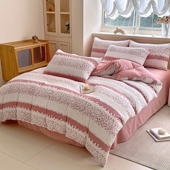 91家纺网 家纺一手货源 找家纺 （总）家贝爱 2025秋冬新款高克重塔芙绒提花四件套