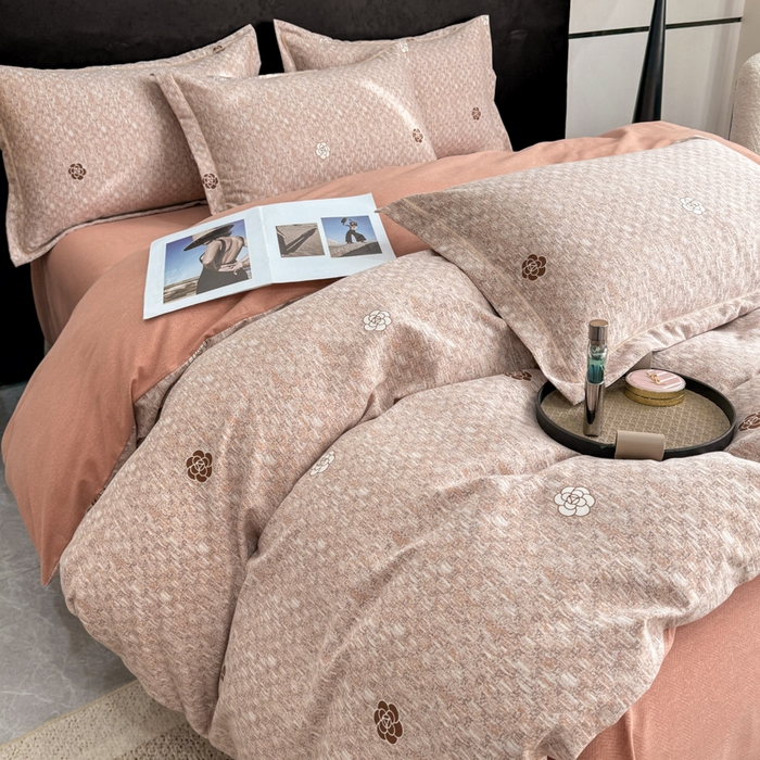 91家纺网 家纺一手货源 找家纺 凌鼎 2025新款喷气加厚磨毛四件套系列1 山茶诗篇-咖