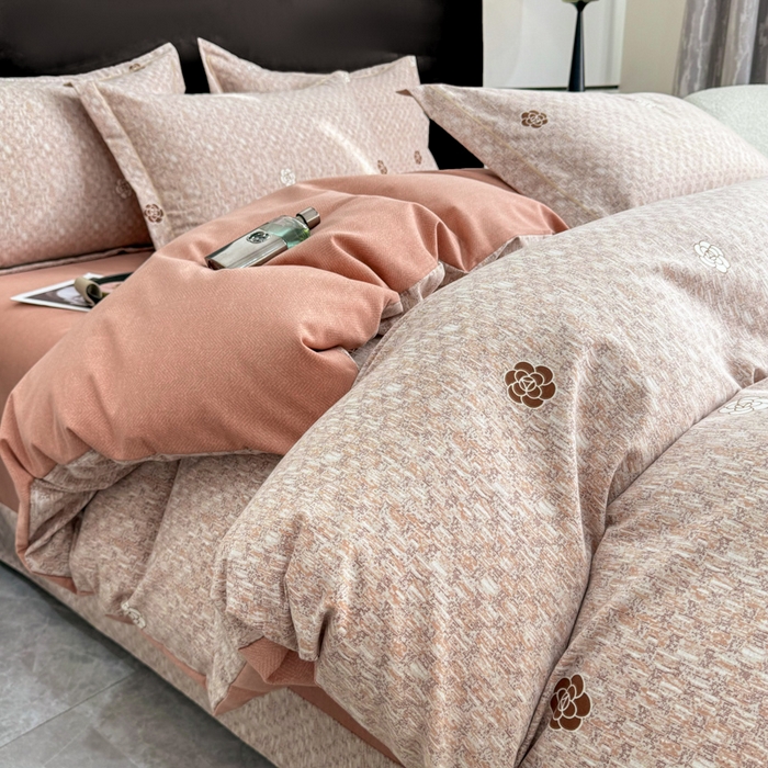 91家纺网 家纺一手货源 找家纺 凌鼎 2025新款喷气加厚磨毛四件套系列1 山茶诗篇-咖