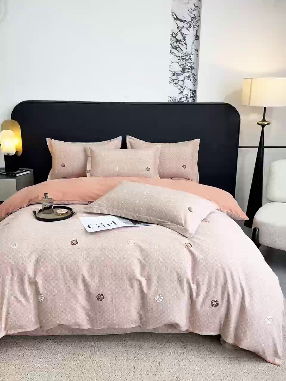 91家纺网 家纺一手货源 找家纺 凌鼎 2025新款喷气加厚磨毛四件套系列1 山茶诗篇-咖