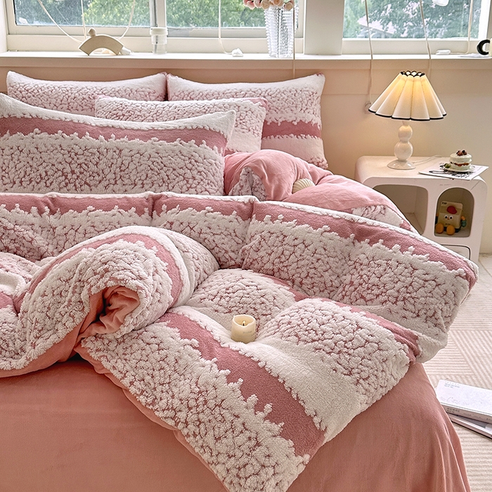 91家纺网 家纺一手货源 找家纺 家贝爱 2025秋冬新款高克重塔芙绒提花四件套 扶摇-豆沙